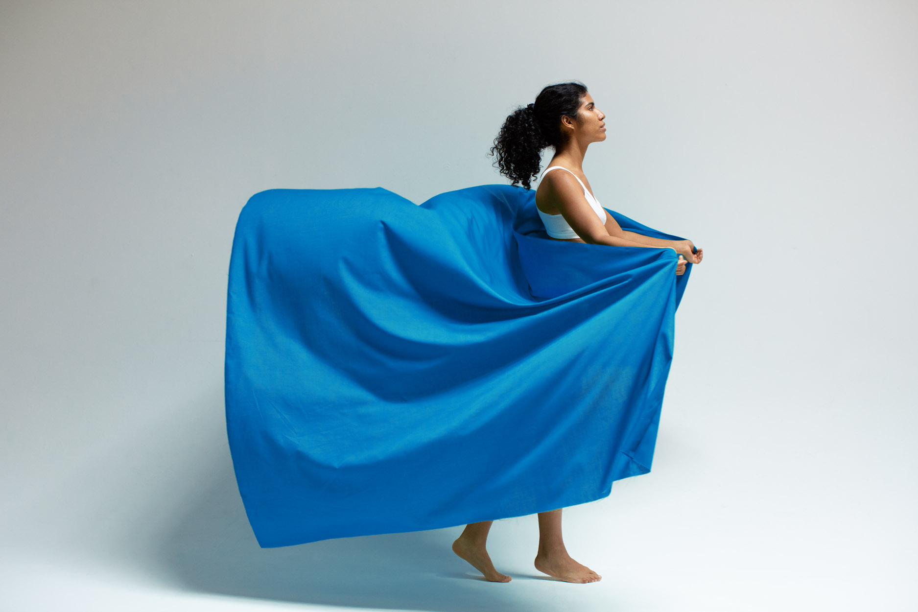 fabric --- 32 / 33